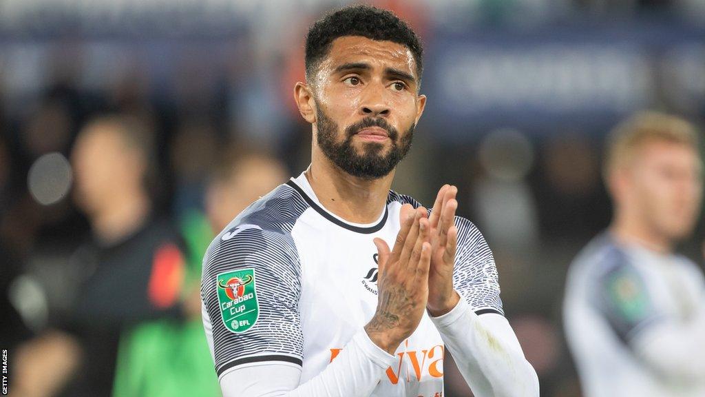 Josh Ginnelly applauding the fans